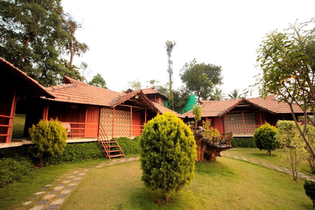 Pepper Green Wayanad Resort With Swimming Pool Kattikkulam Dış mekan fotoğraf